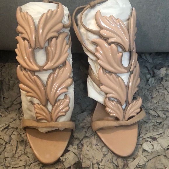 SOLD!! - Picture 3 of 6